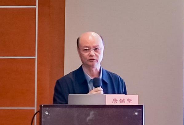 会长致辞(1).jpg