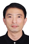 张明